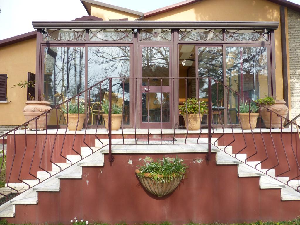 B&B Villa Acero 마리나 디 카라라 외부 사진