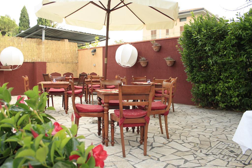 B&B Villa Acero 마리나 디 카라라 외부 사진